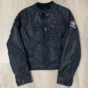 Women’s black bomber jacket